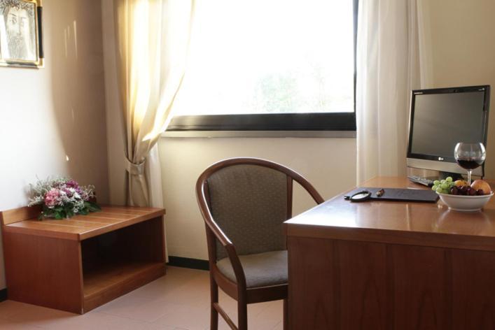 פיאצ'נצה Hotel City חדר תמונה