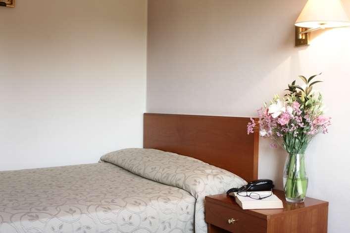 פיאצ'נצה Hotel City חדר תמונה